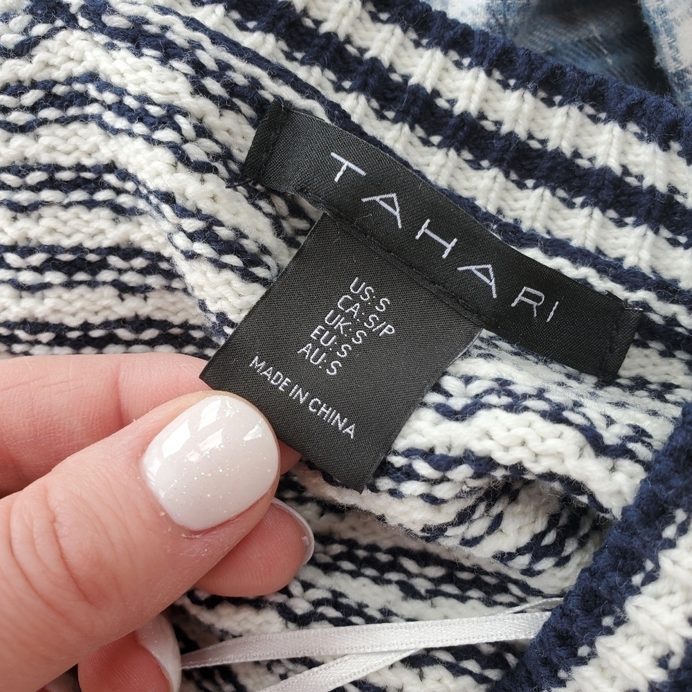 Tahari Navy Blue and White Striped Women's Button Down Cardigan Sweater NWOT - Picture 9 of 15
